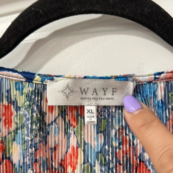 W A Y F where are you from beautiful top size Xl - Picture 6 of 16